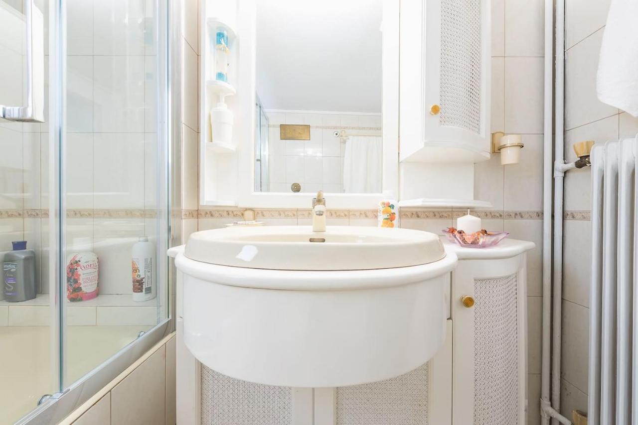 Seaside Central Apartment Athena Bagian luar foto